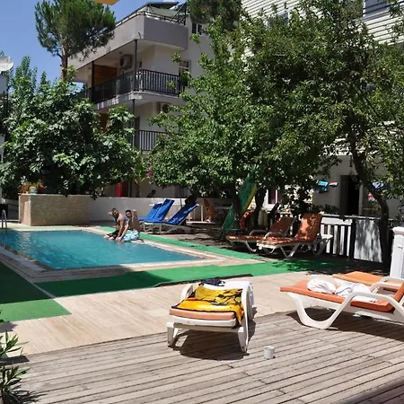 Marlin Apart Ξενοδοχείο με διαμερίσματα 2*