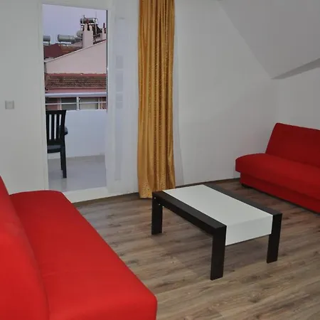 Marlin Apart Aparthotel 2*