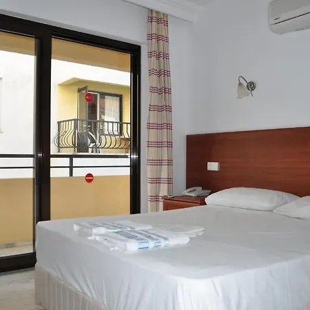 マーリン 2* マルマリス