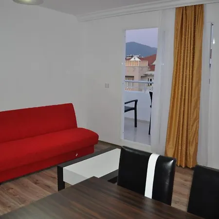 مارلين ابارت 2*