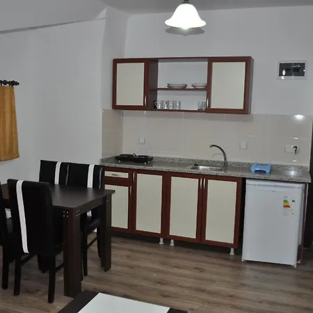 مارلين ابارت