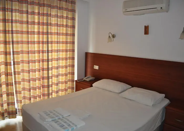 Hotel apartamentowy Marlin Apart 2*